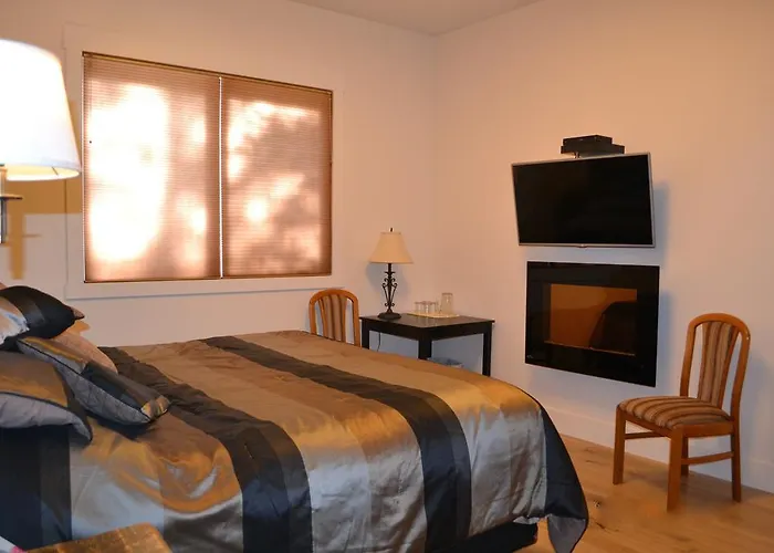 Radium Elk Park B & B